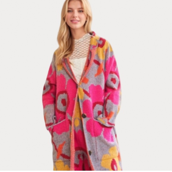 NEW TRENDING HAPPY FLOWERS SWEATER CARDIGAN GREY FUCHSIA BOUTIQUE - Picture 9 of 10